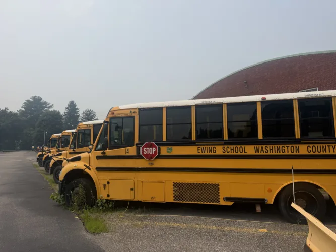 Ewing School Board of Directors donate wheelchair accessible bus to Marietta City Schools